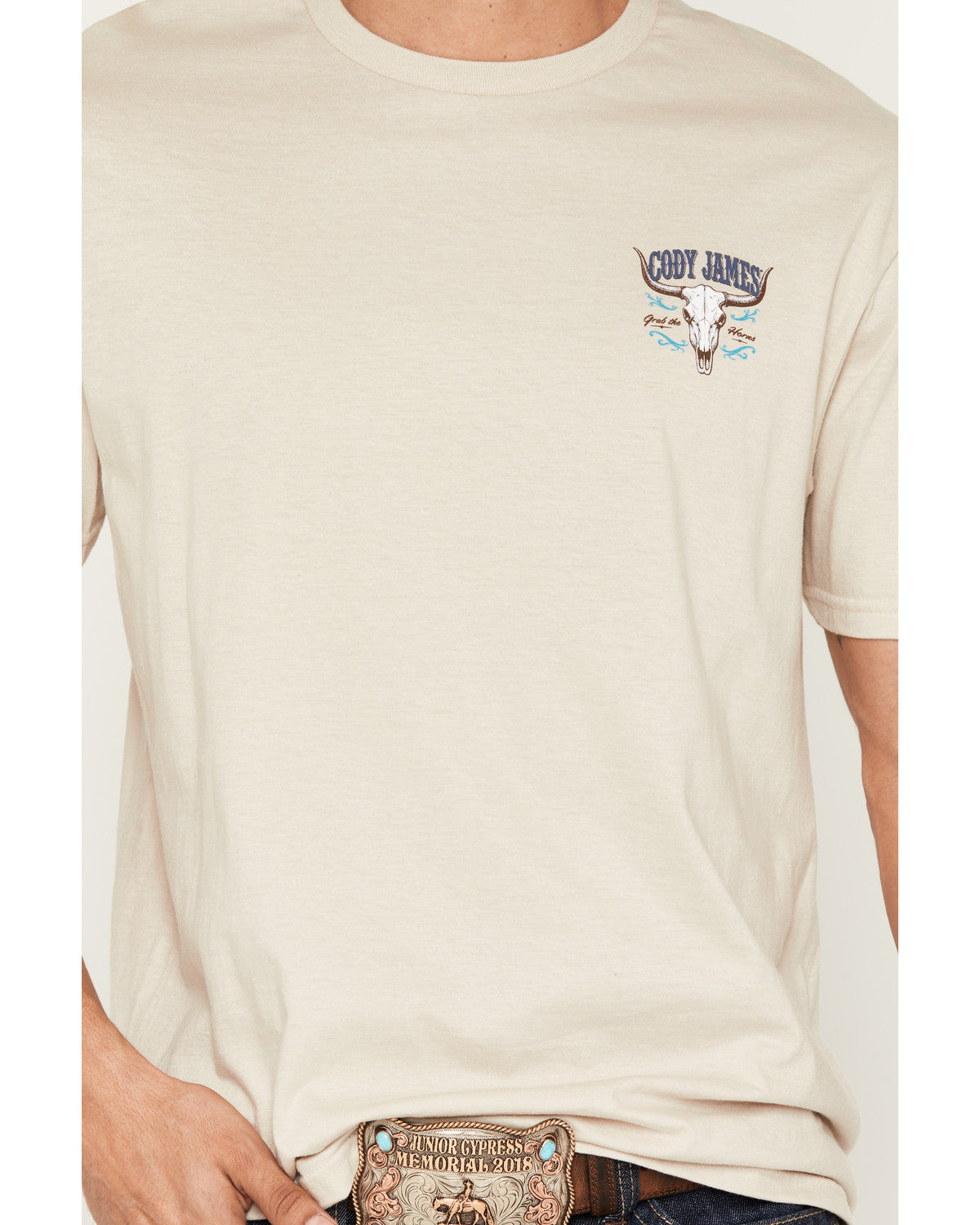 Cody James Men's Grab The Horns Short Sleeve Graphic T-Shirt