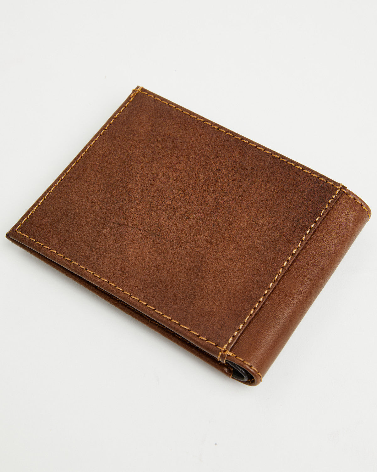 Cody James Men's Prescott Tooled Leather Concho Bifold Wallet