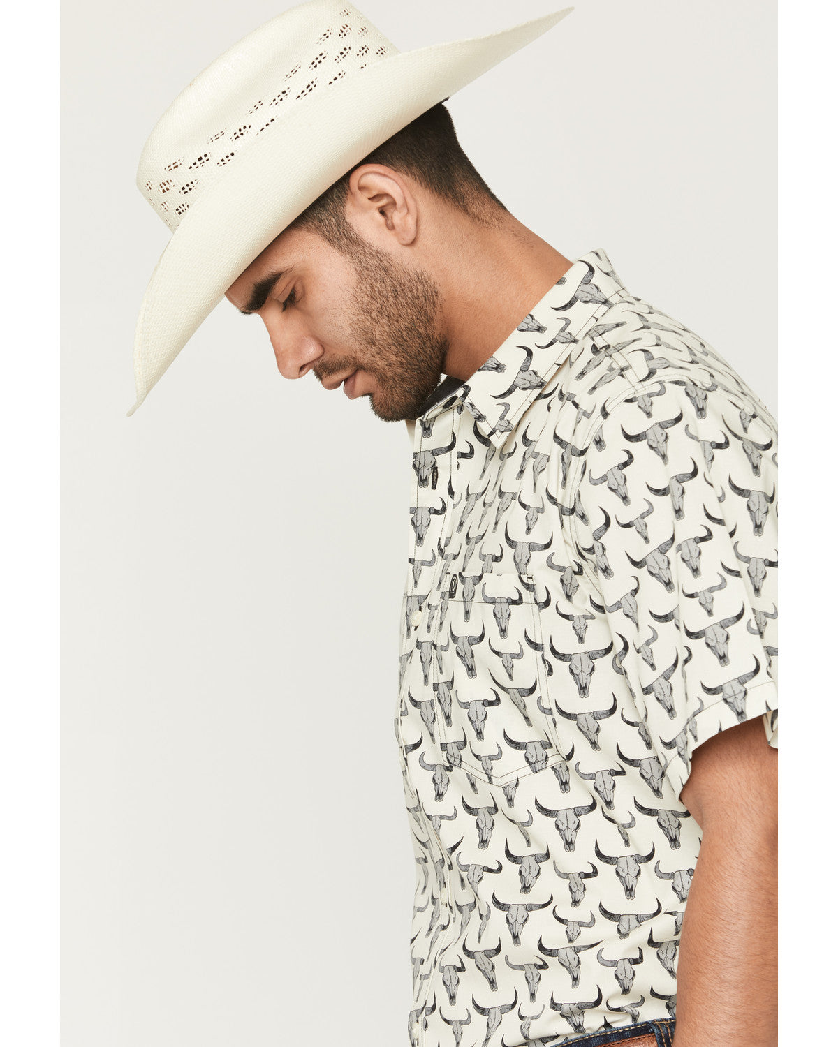 Cody James Men's Toro Steer Head Print Short Sleeve Button-Down Stretc